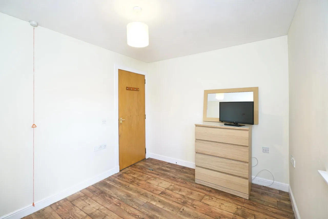 Roseburn Drive, Edinburgh, EH12, photo 10