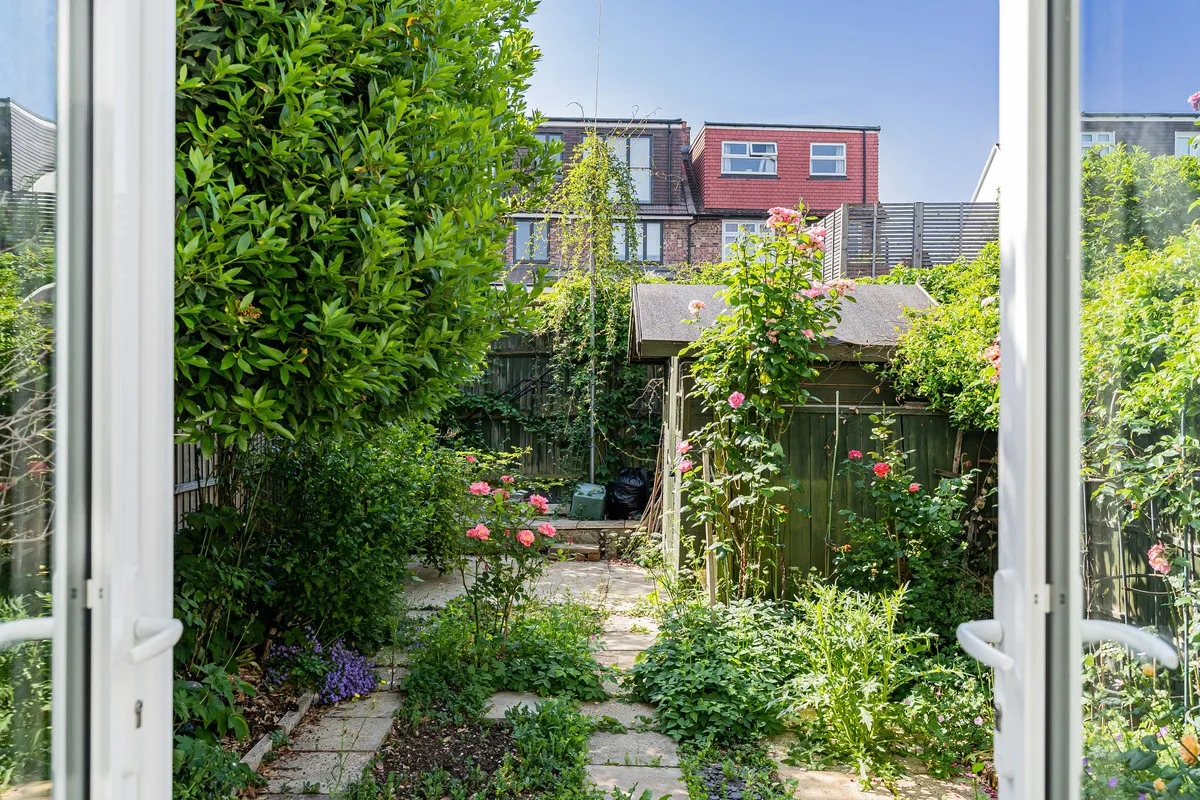 London, SW18 4RU, photo 5
