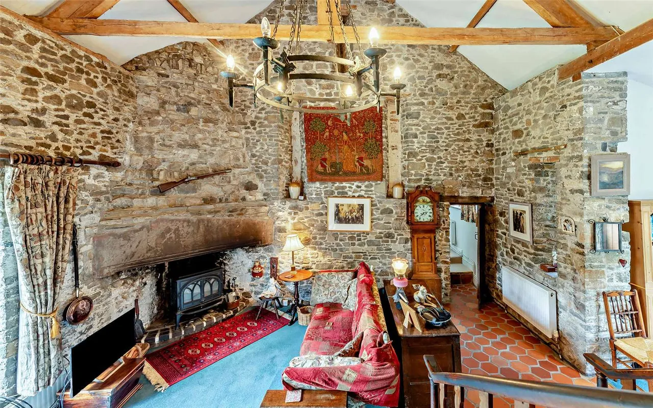 Bryneithin, New Inn, Llandeilo, Carmarthenshire, SA19 7LL, photo 10