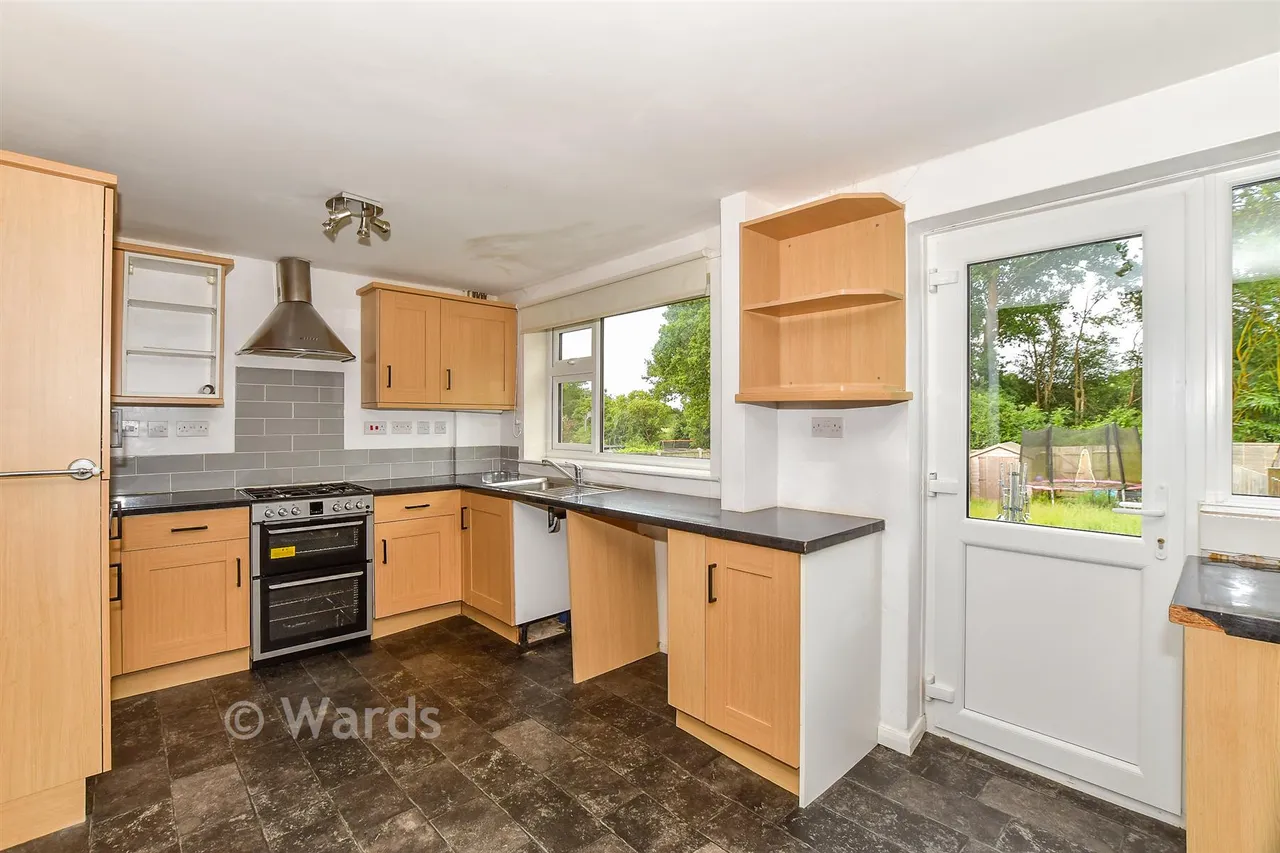 Bathurst Road, Staplehurst, TN12, photo 4