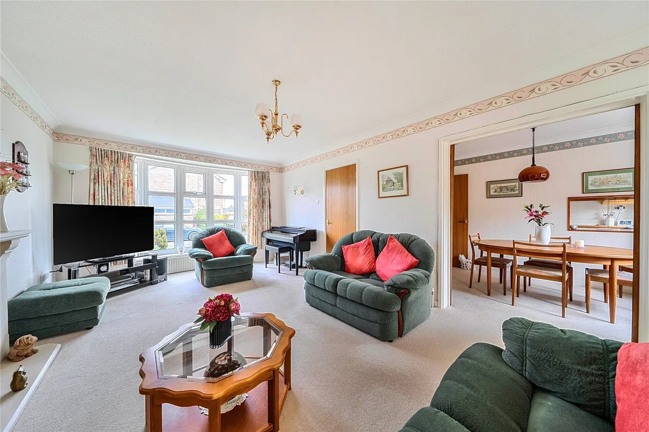 Oleander Close, Farnborough Village, BR6, photo 2