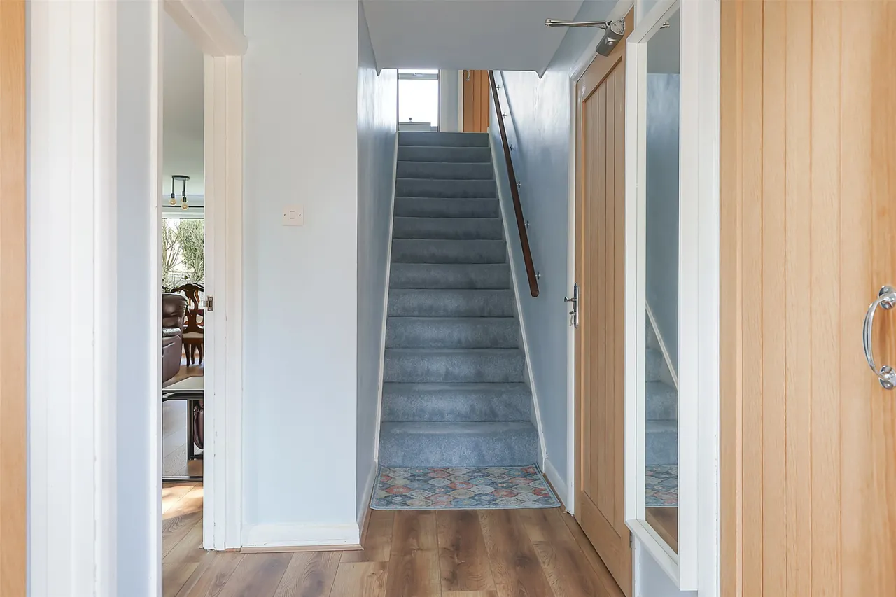 The Cedars, Reigate, RH2, photo 13