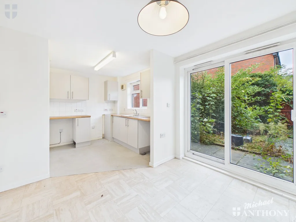 Bracken Way, Aylesbury, HP21, photo 11