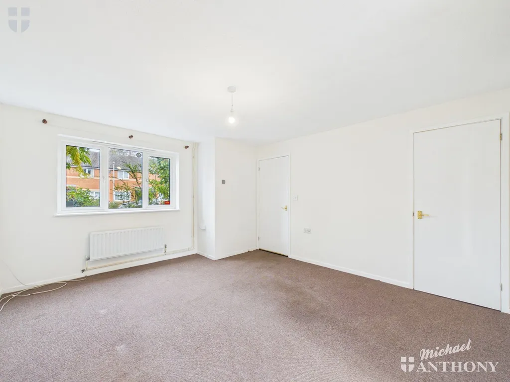 Bracken Way, Aylesbury, HP21, photo 2