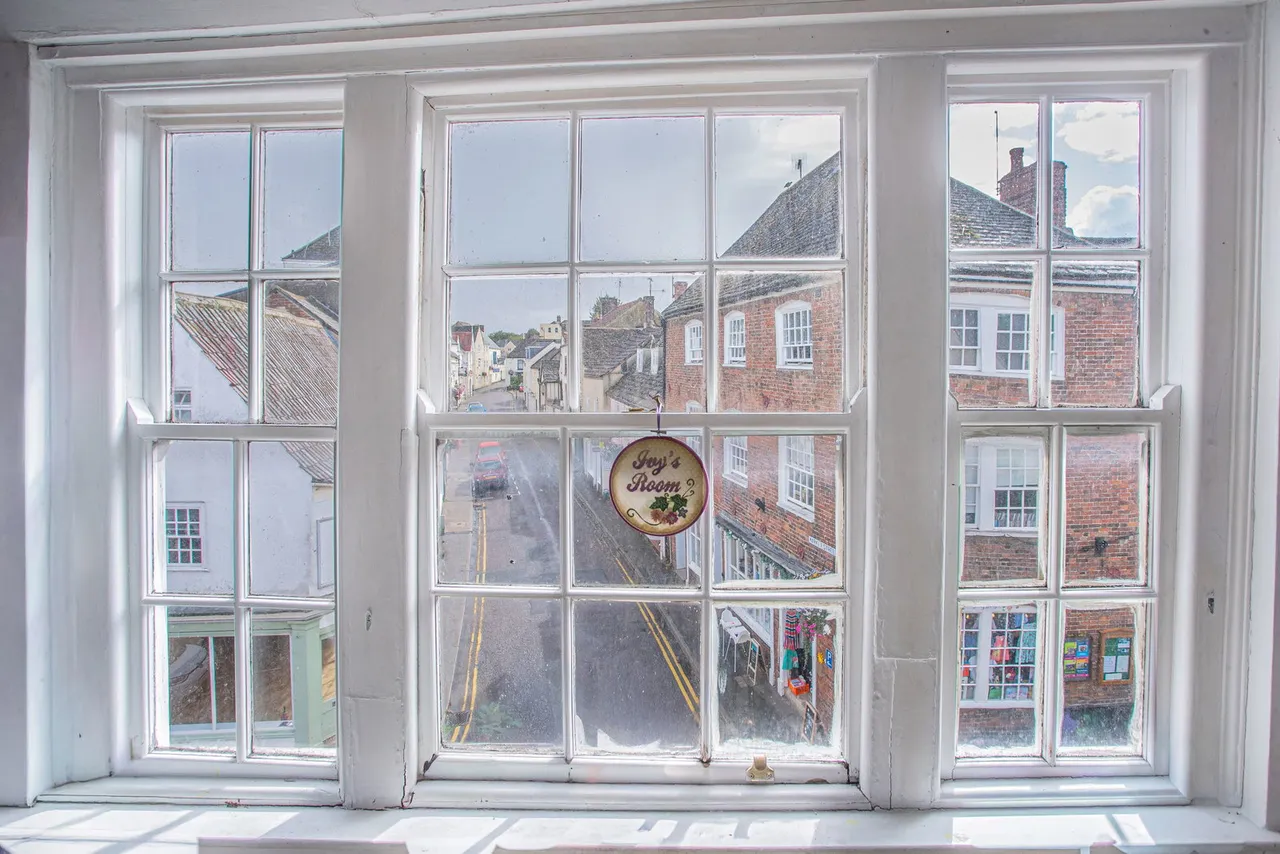 Wotton-under-Edge Town Centre, photo 7