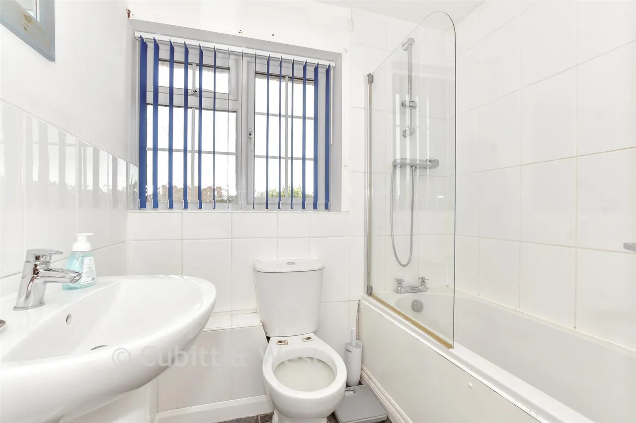 Acorn Close, Selsey, PO20, photo 8