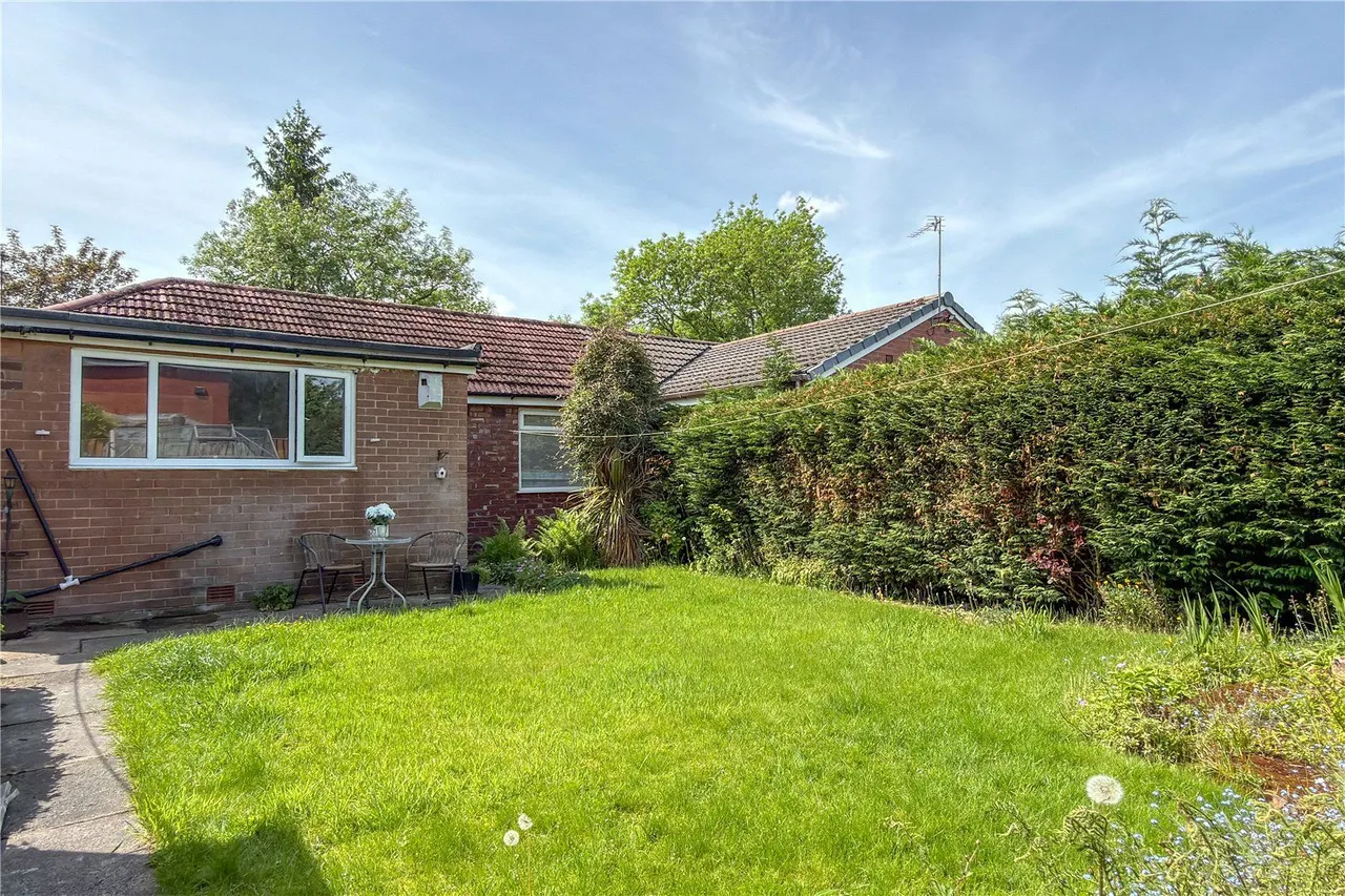 Park Avenue, Failsworth, M35, photo 17