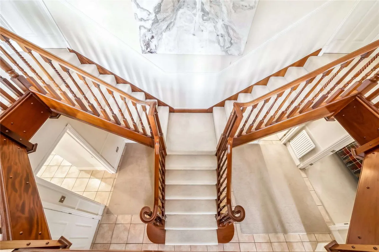 Sandringham Park, Cobham, Surrey, KT11 2EQ, photo 11