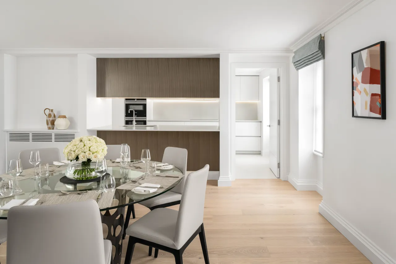 Hertford Street, Mayfair, W1J, photo 2