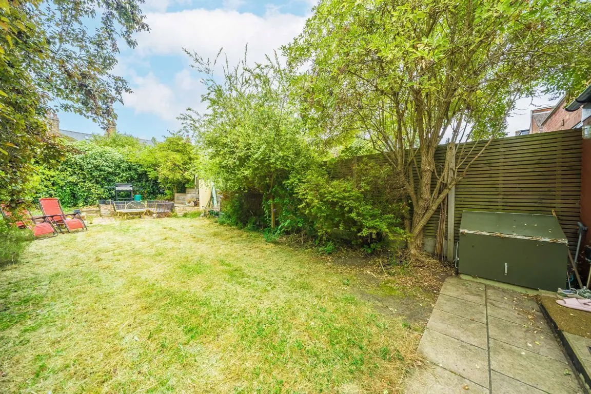 Gleneldon Road, SW16, photo 3
