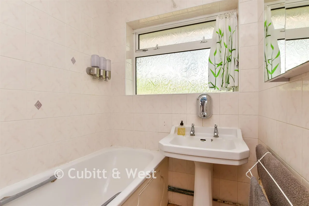 Warren Way, Woodingdean, BN2, photo 10