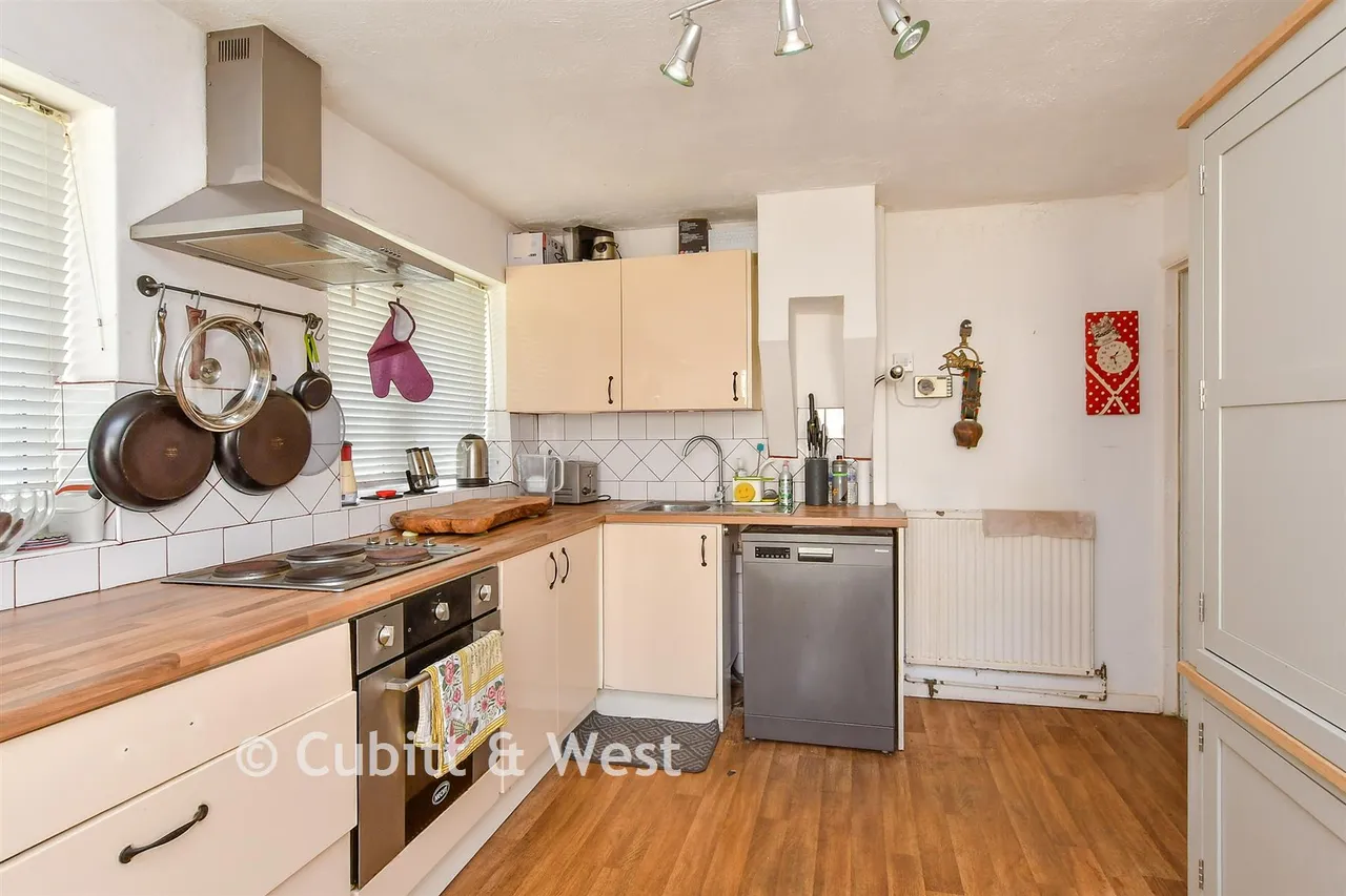 Warren Way, Woodingdean, BN2, photo 5