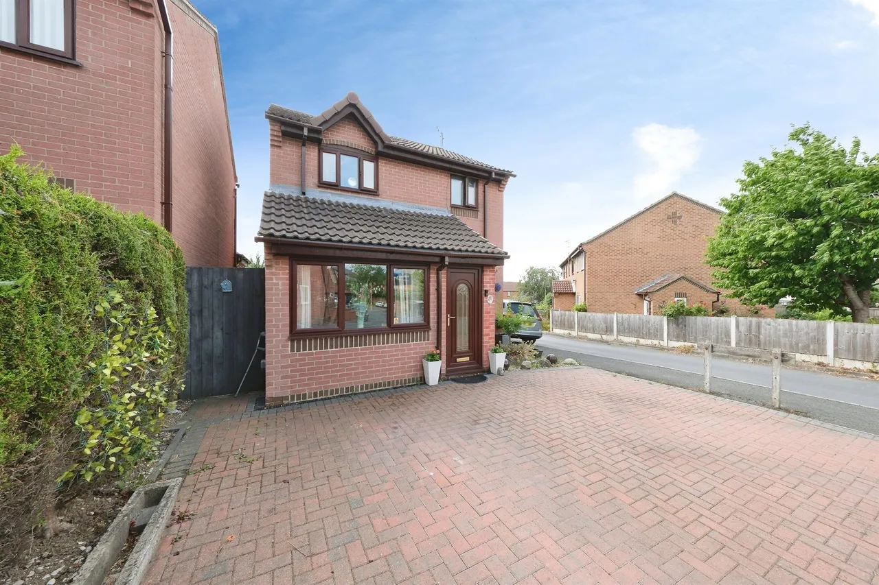 3 bed house for sale, Beaumont Close, Belper, DE56