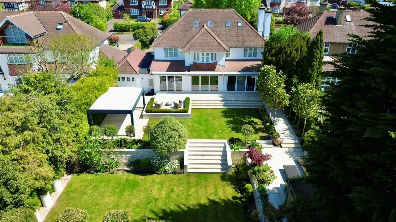 Shirley Avenue, Cheam, SM2, photo 2