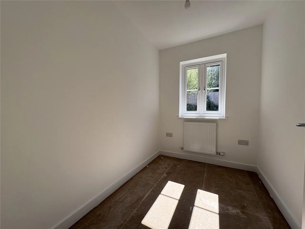 Clos Yr Ysgol, Clyne, SA11, photo 13