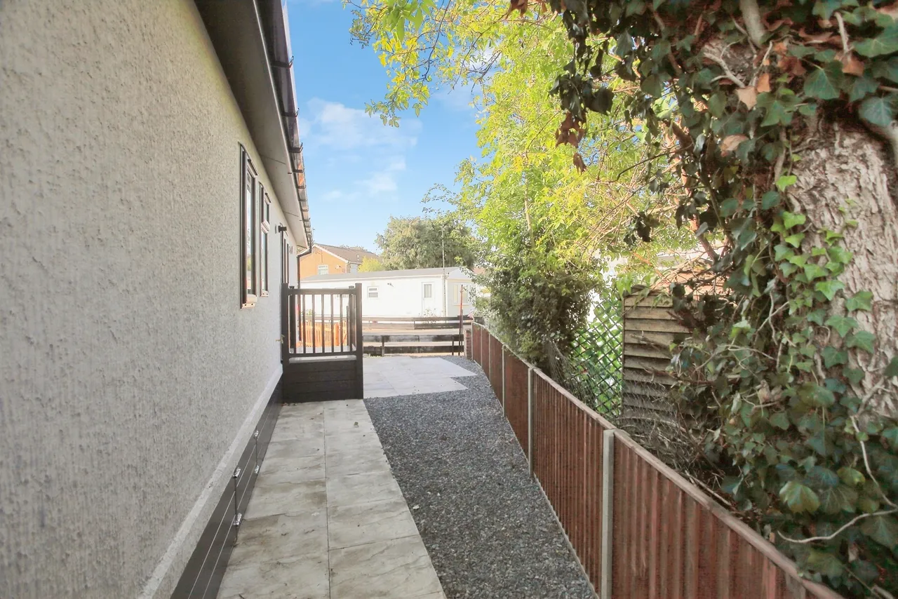 Werrington Grove, Peterborough, PE4, photo 15