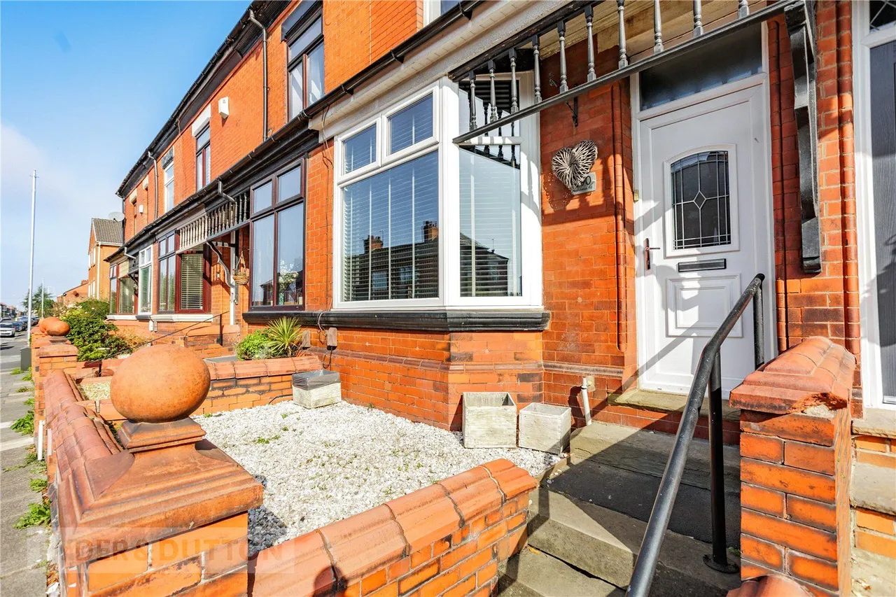 3 bed house for sale, Middleton Road, Chadderton, OL9