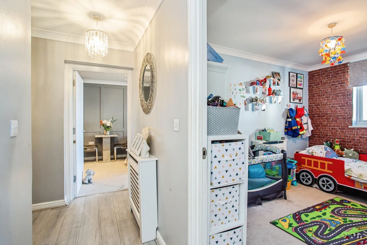 Roche Close, Rochford, Essex, SS4, photo 10