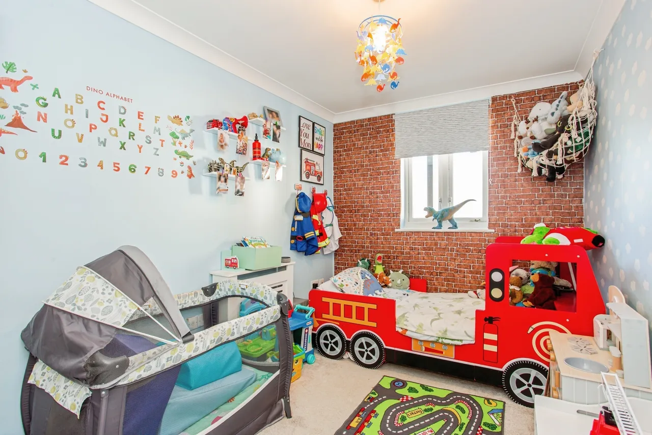 Roche Close, Rochford, Essex, SS4, photo 11