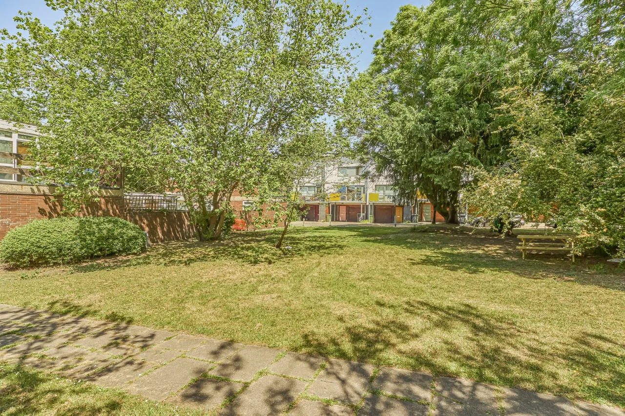 Patio Close, Clapham, SW4, photo 12