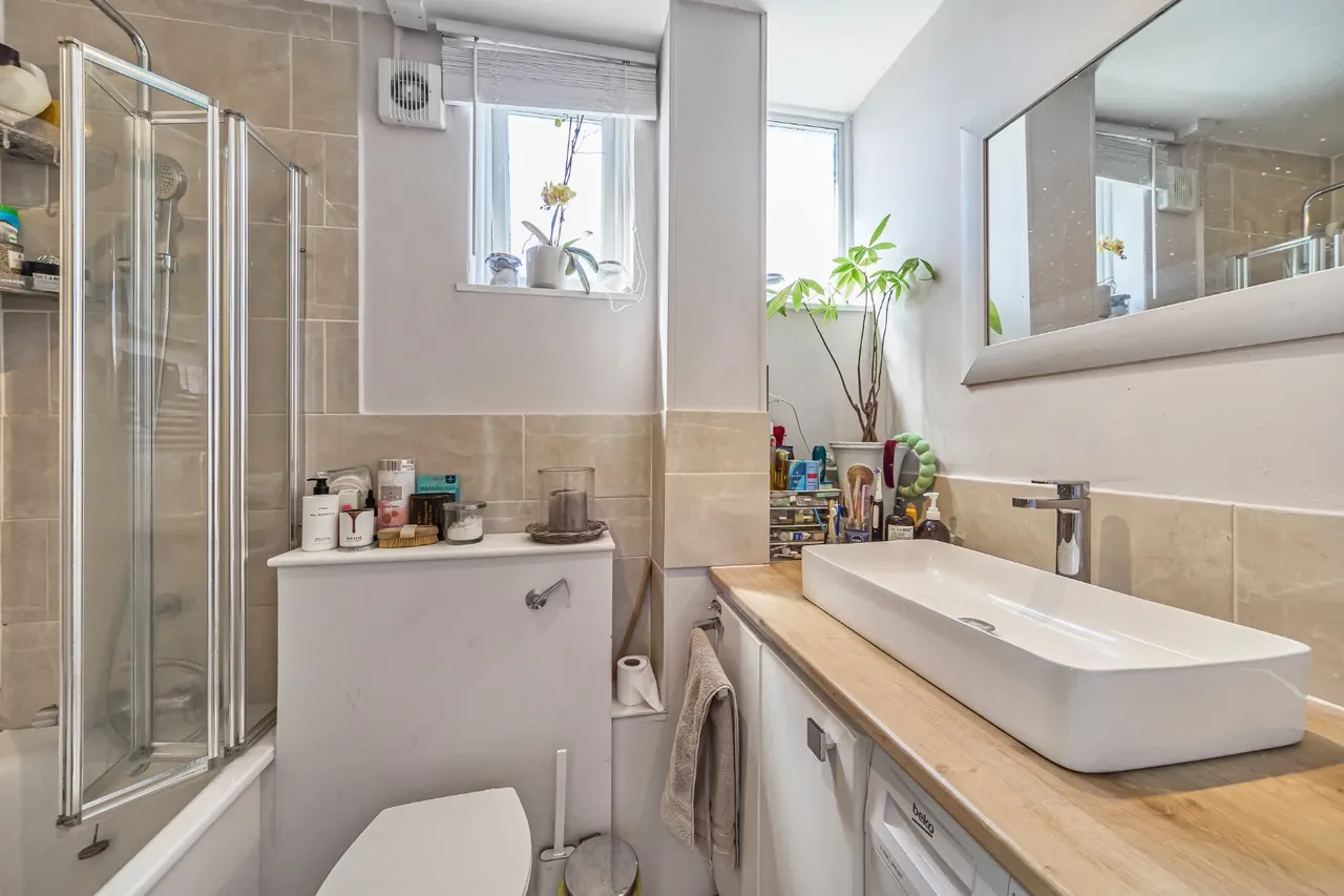 Patio Close, Clapham, SW4, photo 5
