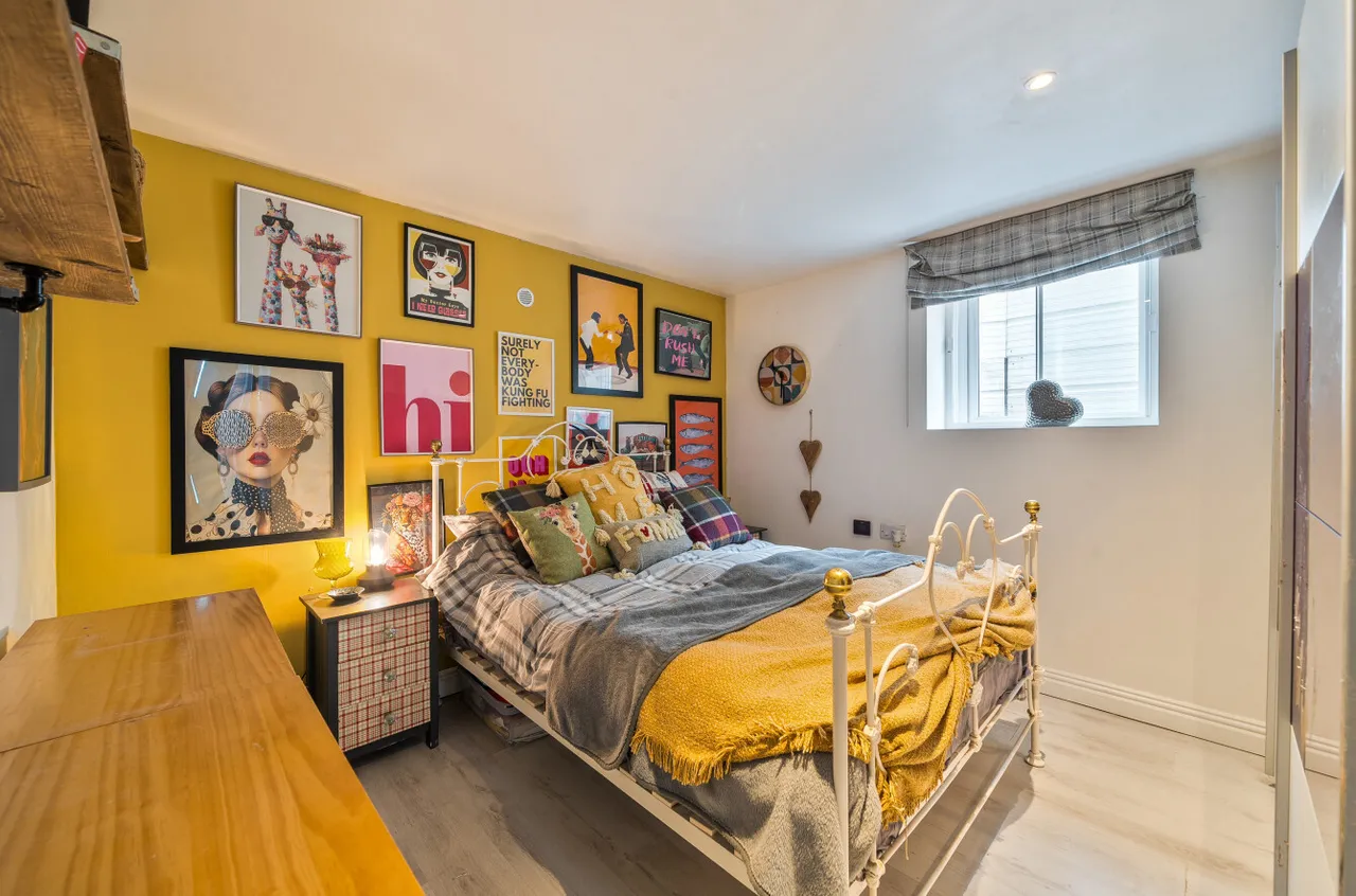 Rownest Wood Lane, Micheldever, SO21, photo 6