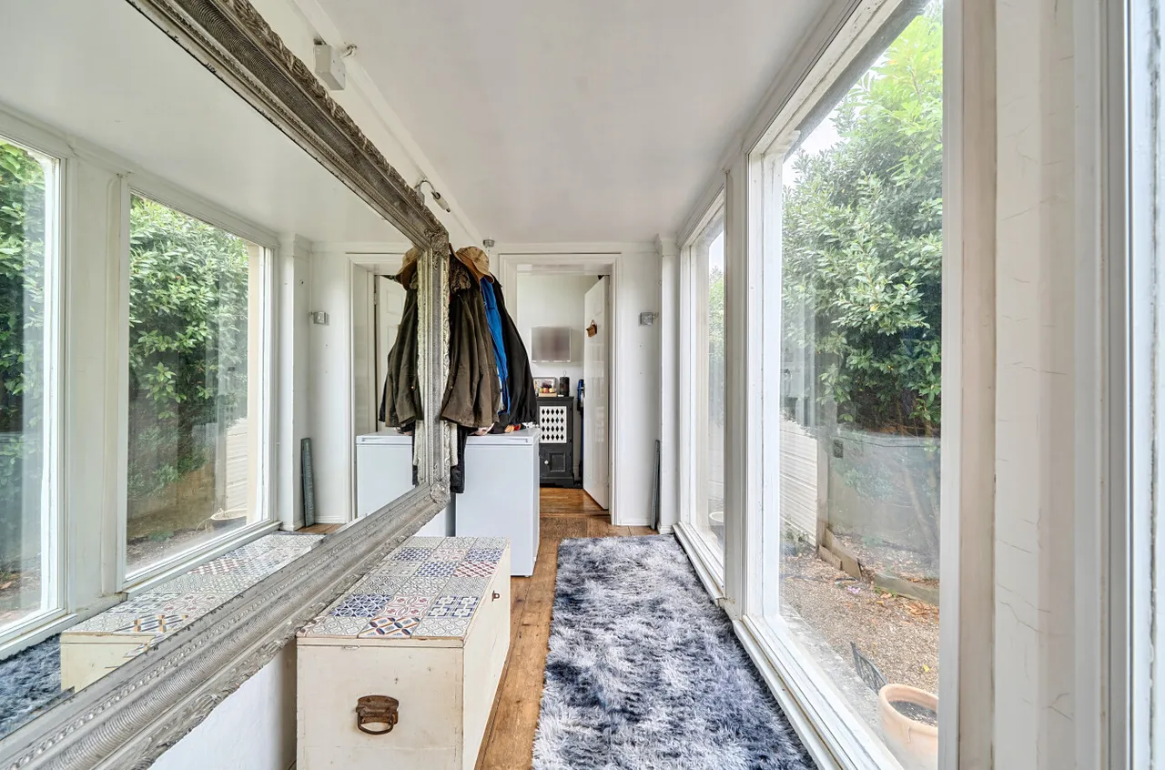 Rownest Wood Lane, Micheldever, SO21, photo 10