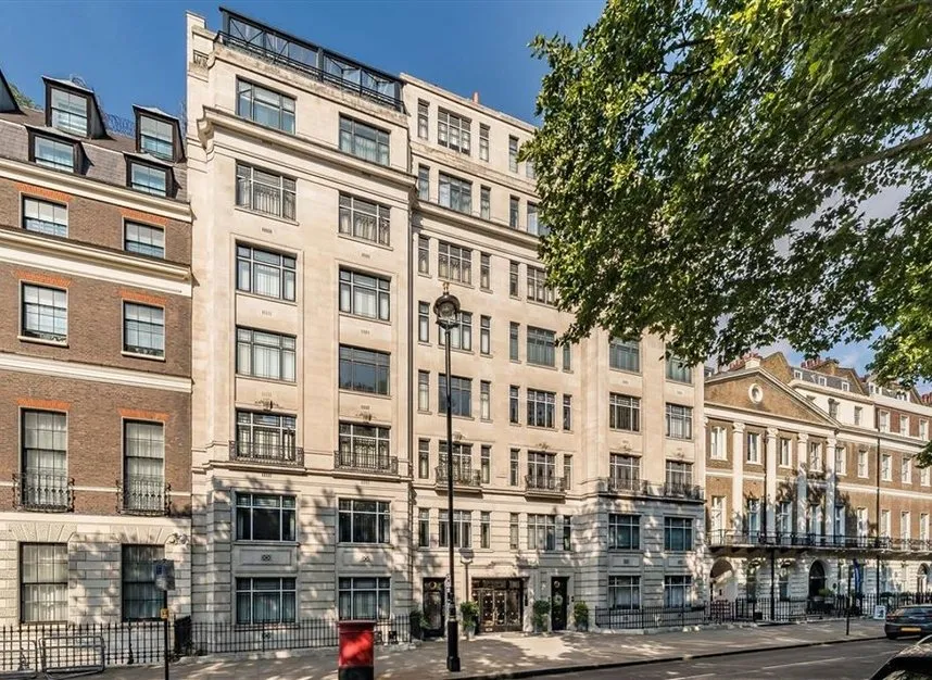 4 bed flat for sale, Portland Place, Marylebone, W1B