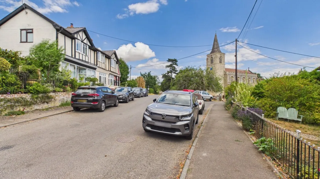 High Street, Rattlesden, Suffolk, photo 12