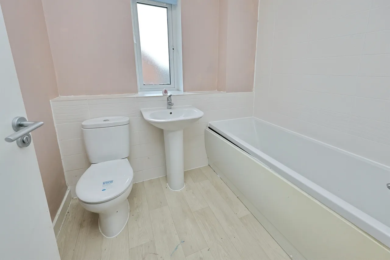 Otter Road, Swaffham, photo 12