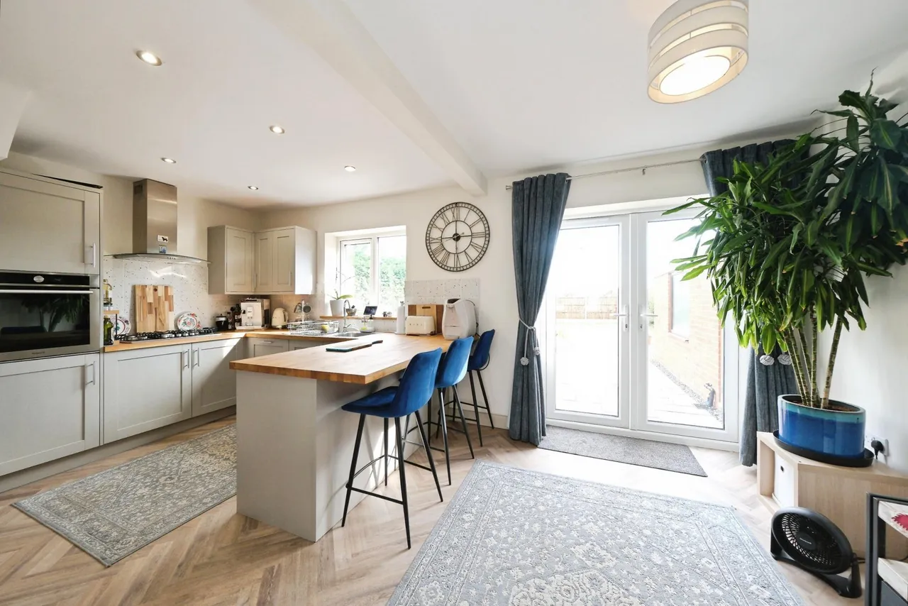 Moor Road, Nottingham, NG16, photo 5