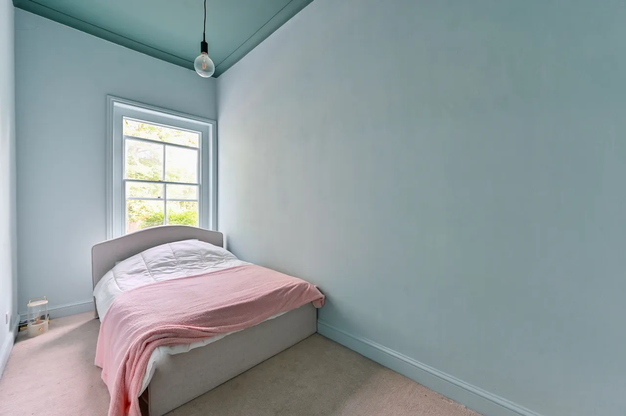 19B Gauden Road, London, photo 8