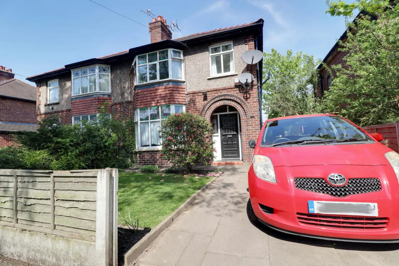 3 bed property for sale, Manor Way, Crewe, CW2