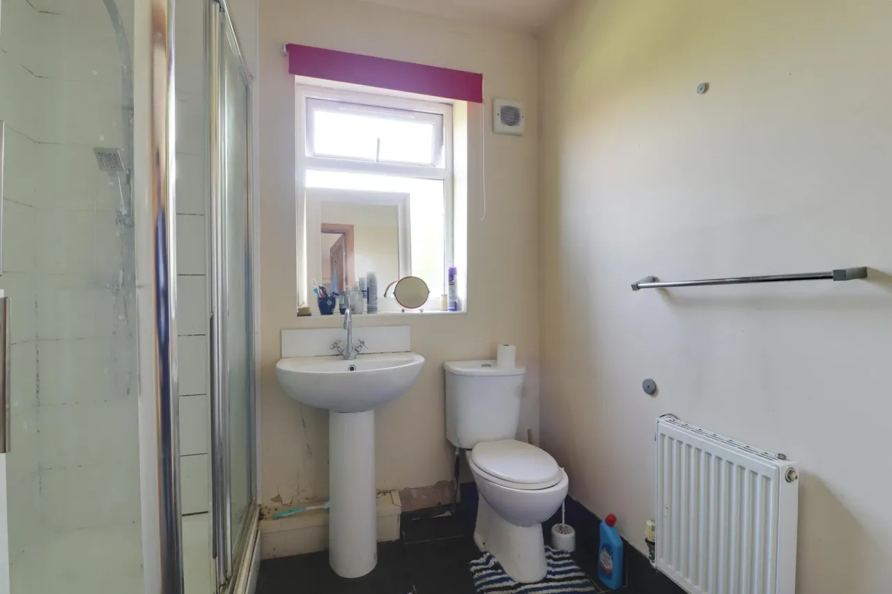 Manor Way, Crewe, CW2, photo 11