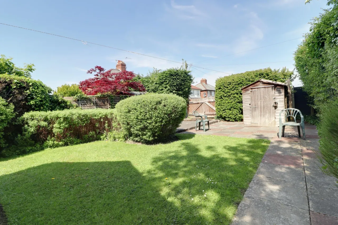 Manor Way, Crewe, CW2, photo 3