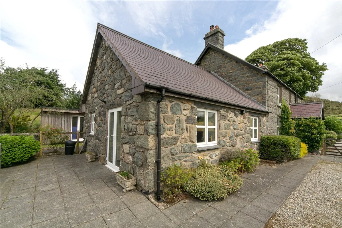 Sarnau, Bala, LL23, photo 7