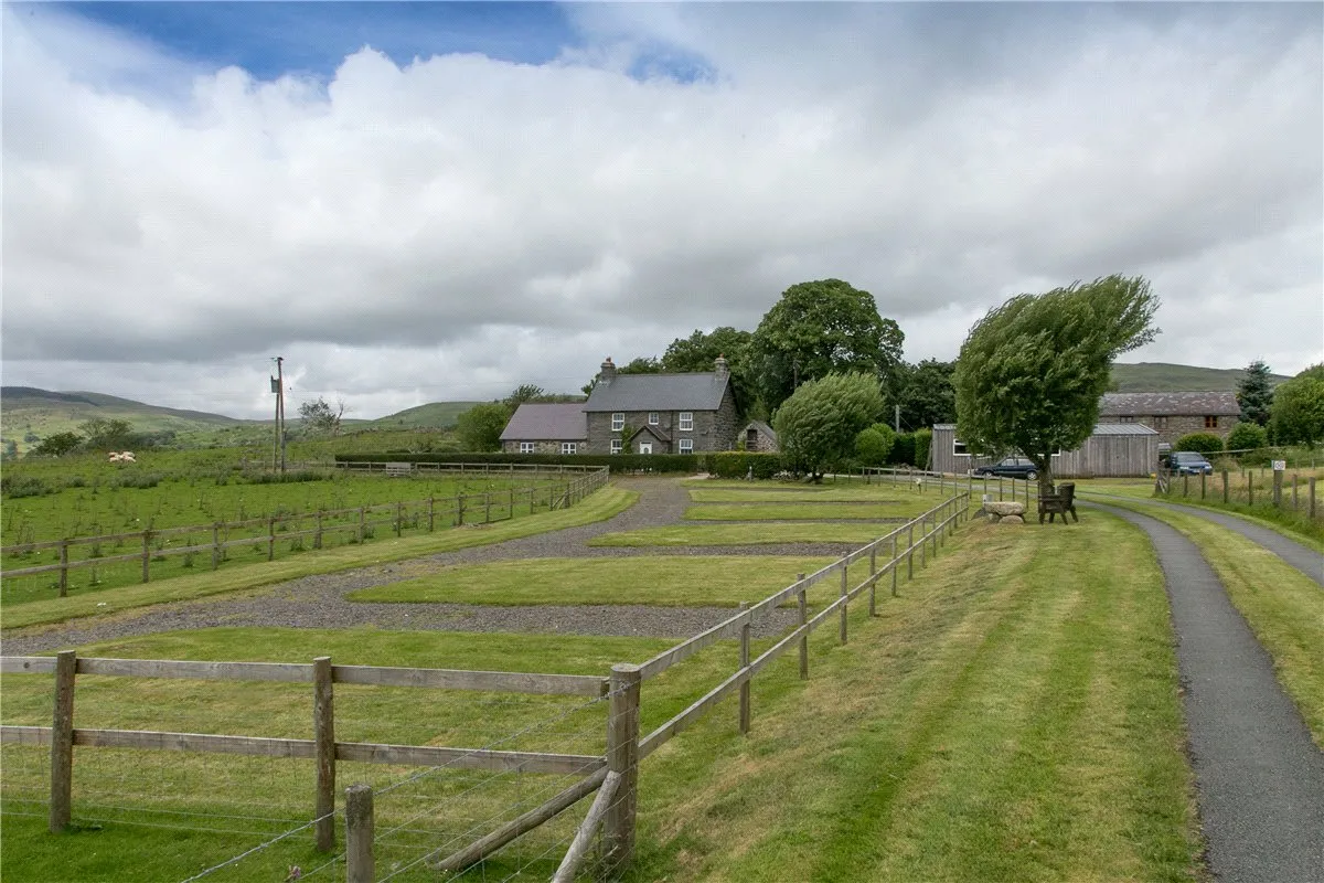 Sarnau, Bala, LL23, photo 34