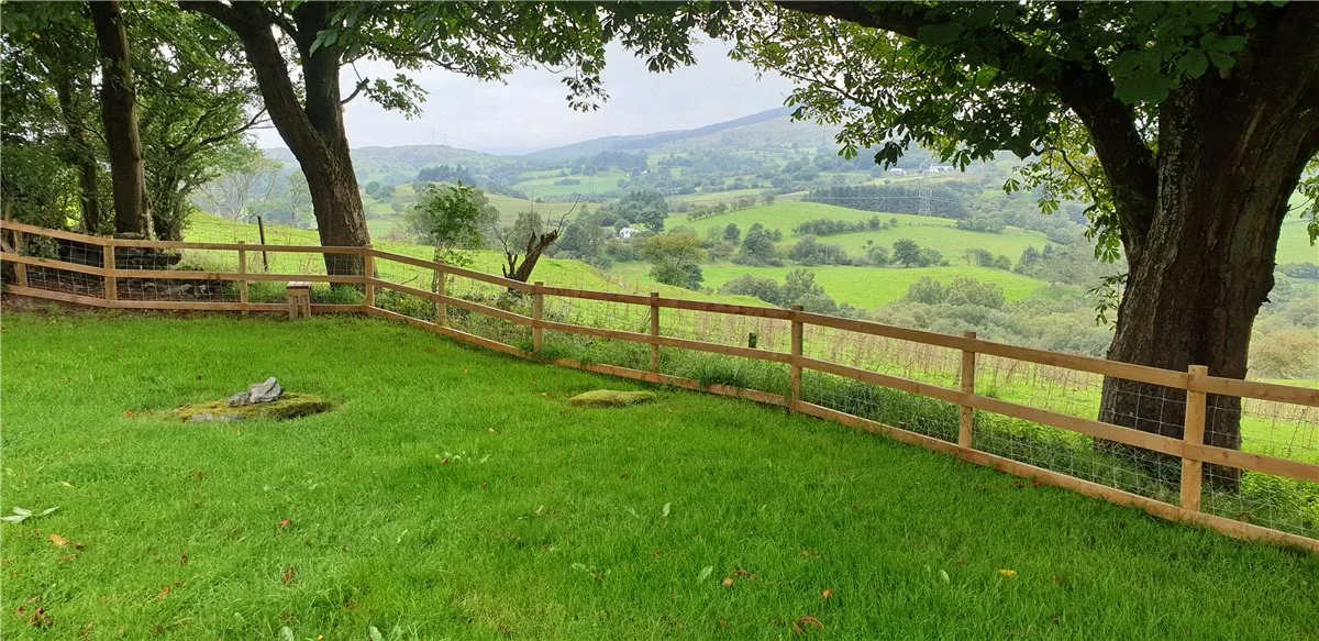 Sarnau, Bala, LL23, photo 12