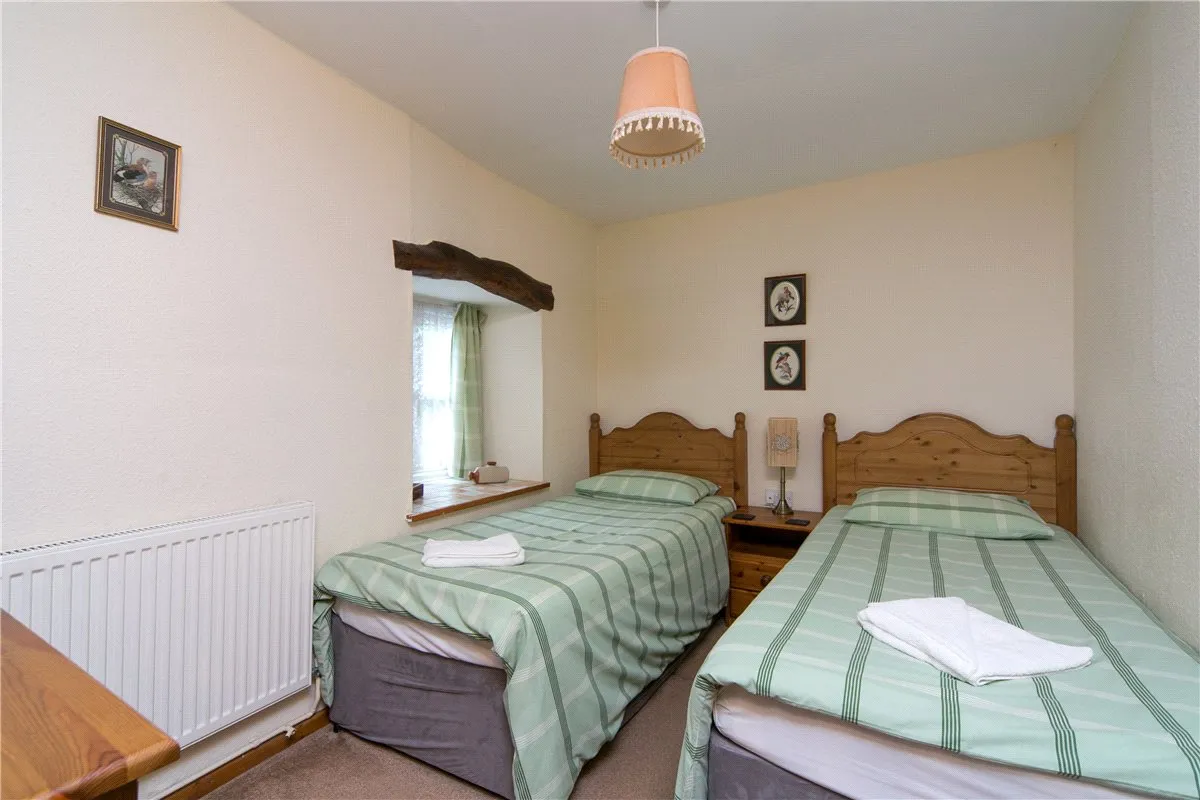Sarnau, Bala, LL23, photo 13