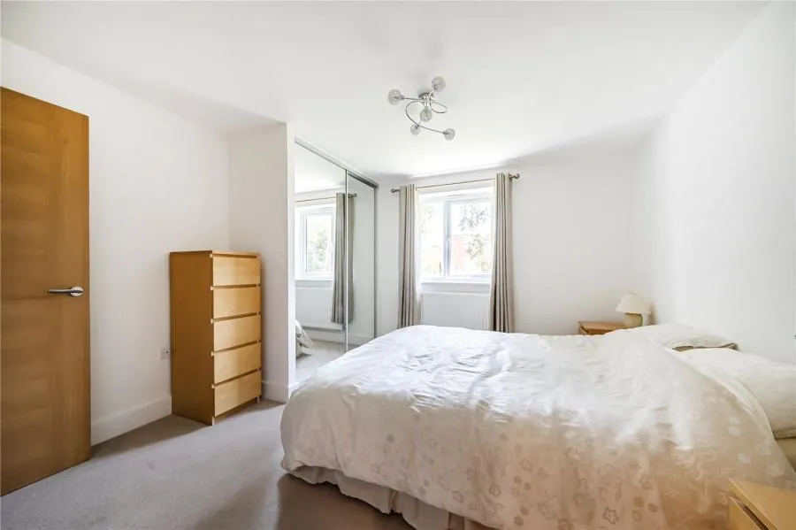Cameo Court, Aylesbury, HP18, photo 10