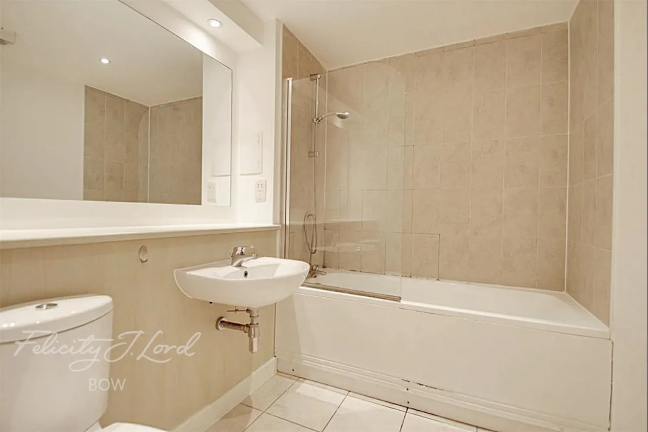 Tredegar Road, photo 10