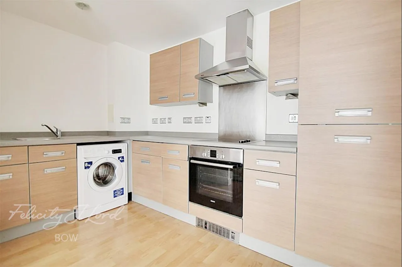 Tredegar Road, photo 5