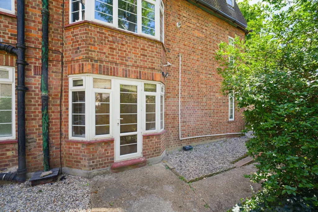 Hastings Road, Ealing, photo 4