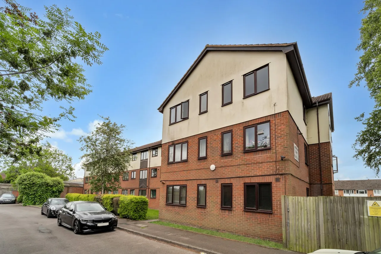 Chessholme Court, Sunbury-on-thames, photo 3