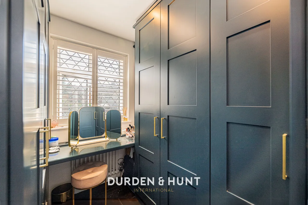 Hycliffe Gardens, Chigwell, IG7, photo 16