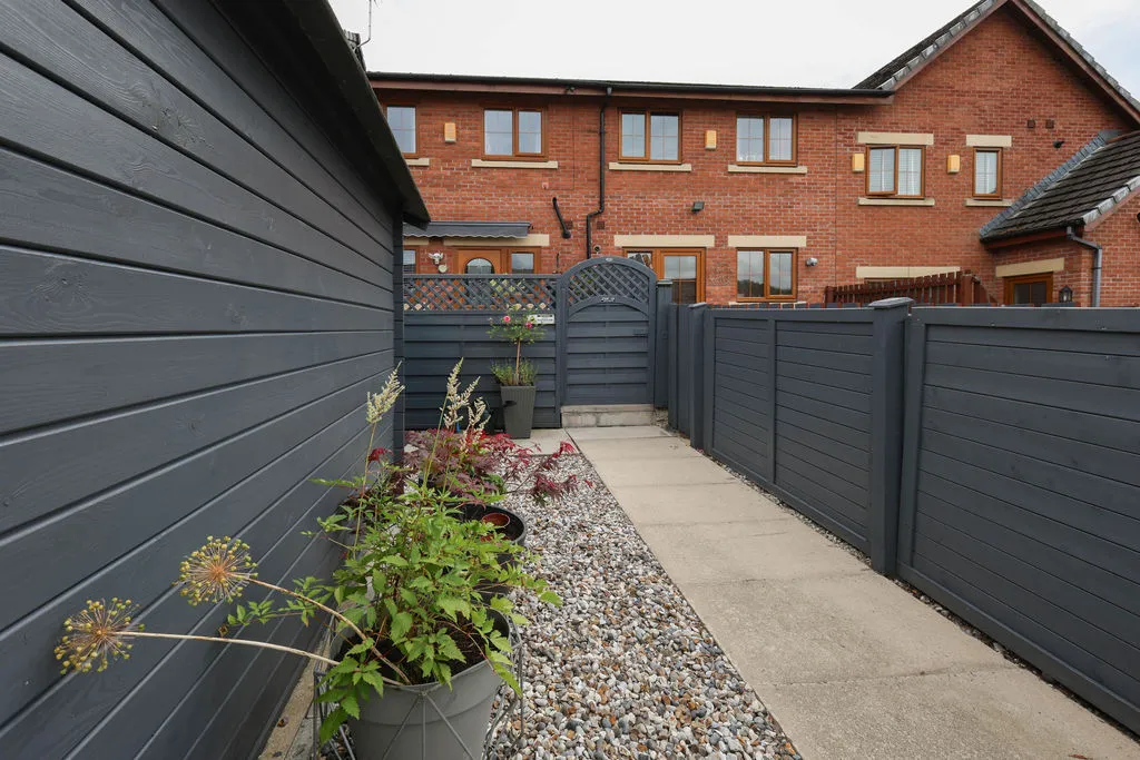 Fletton Mews, Rochdale OL12 6BY, photo 22