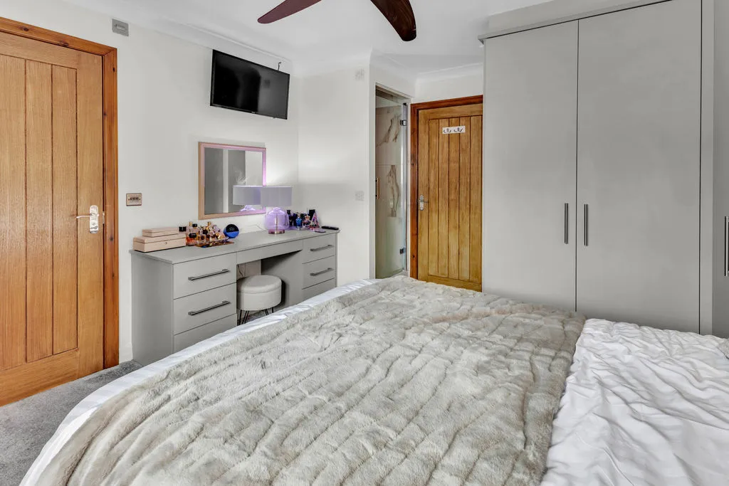 Fletton Mews, Rochdale OL12 6BY, photo 8