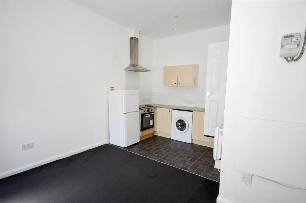 Albert Road, Jarrow, NE32, photo 7