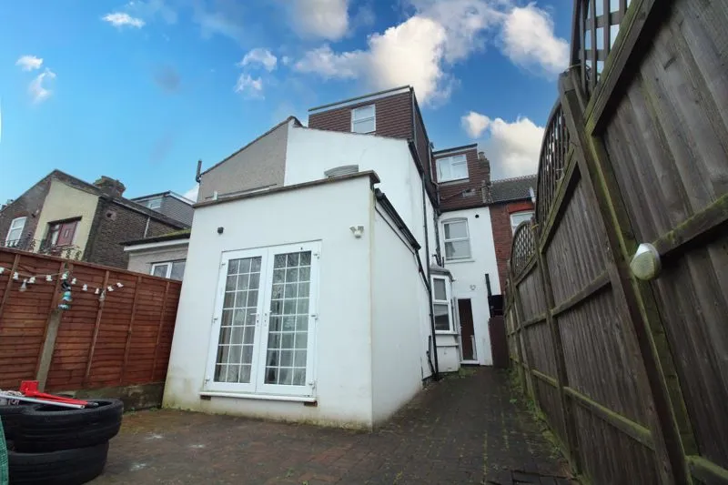 Hitchin Road, Luton, LU2, photo 7