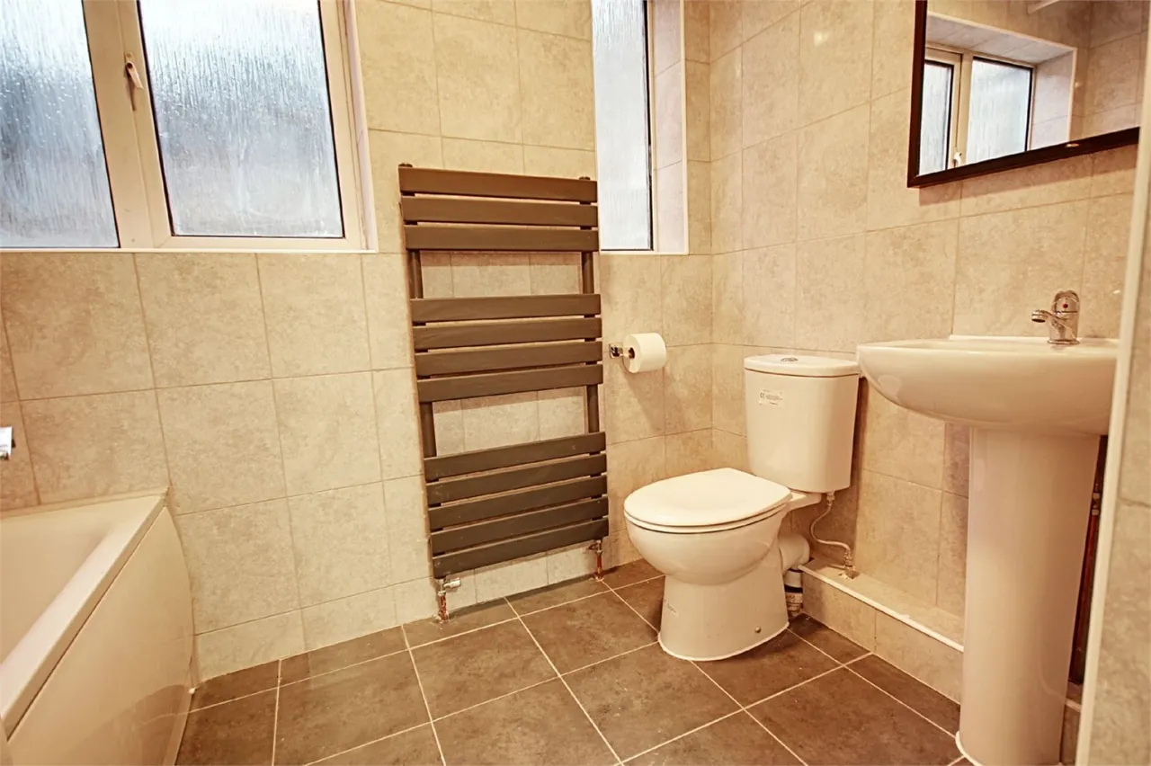 Forest Road, N9, photo 10